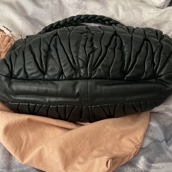 Miu Miu bag with shoulder strap - Picture 9 of 11